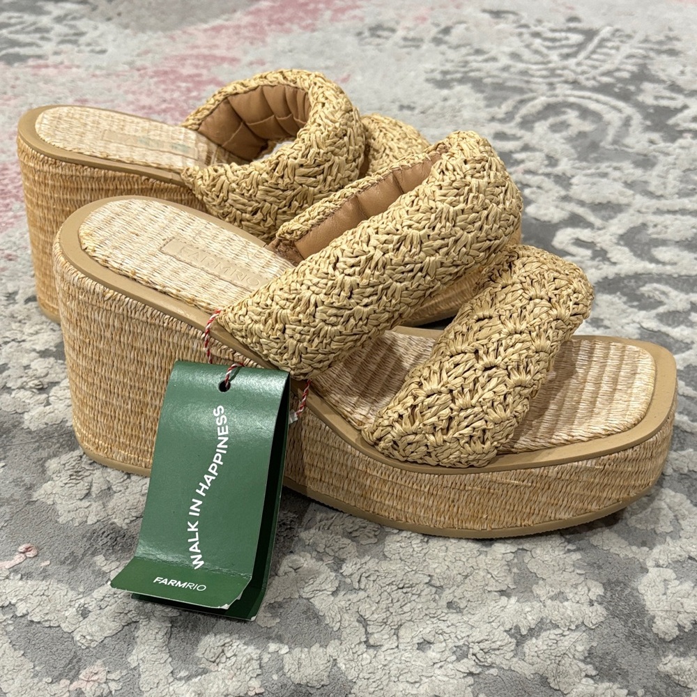 Women's Tan Wedge Sandals